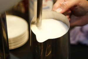 Le meilleur mousseur à lait de poche